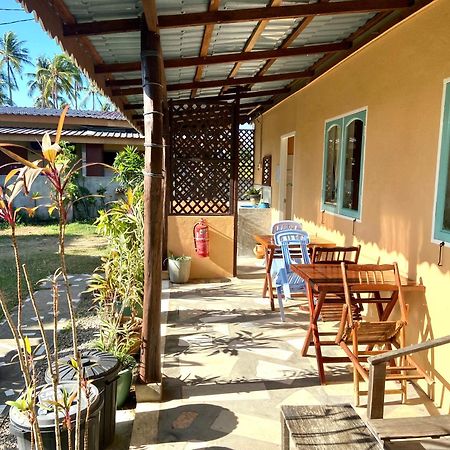 Soluna Guest House Pantai Cenang  Eksteriør billede