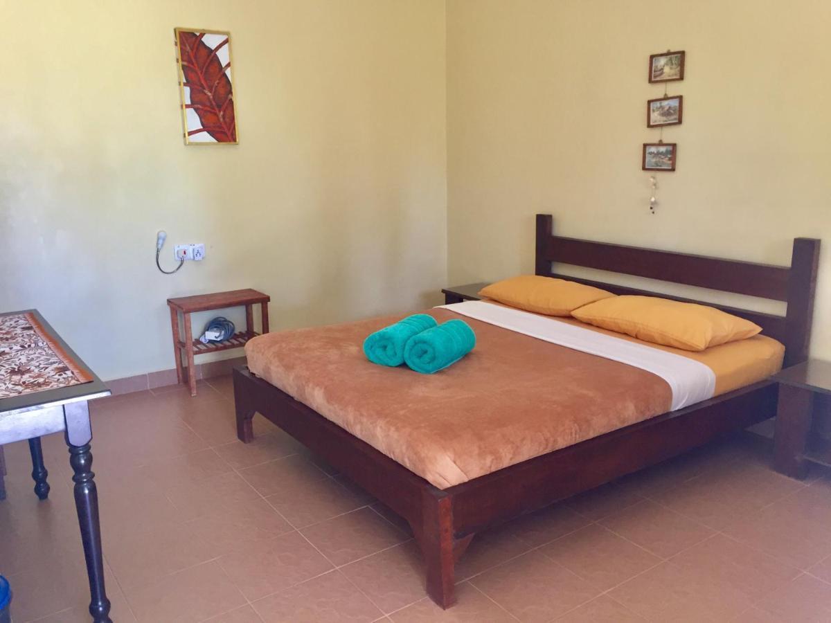 Soluna Guest House Pantai Cenang  Eksteriør billede