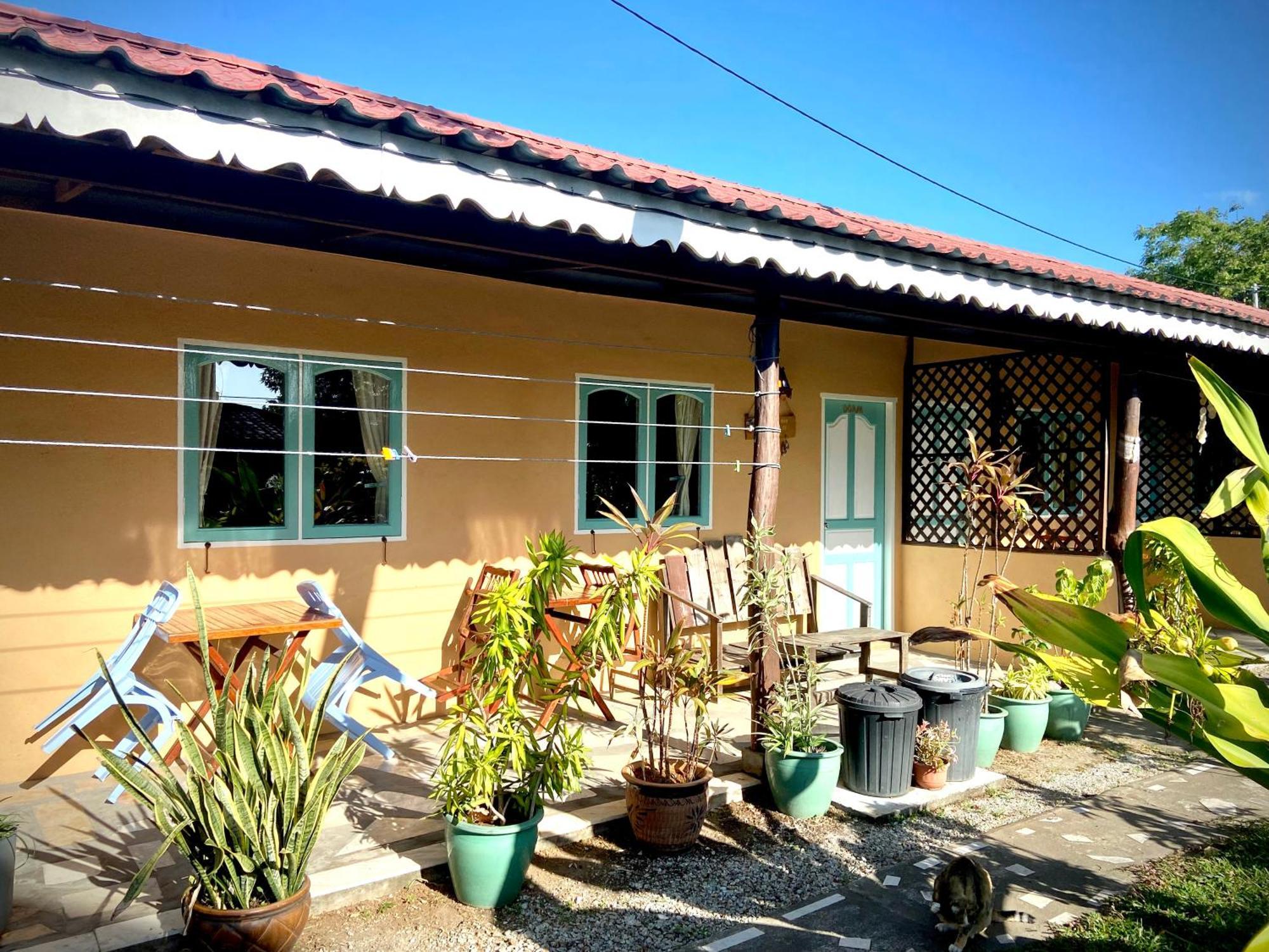 Soluna Guest House Pantai Cenang  Eksteriør billede