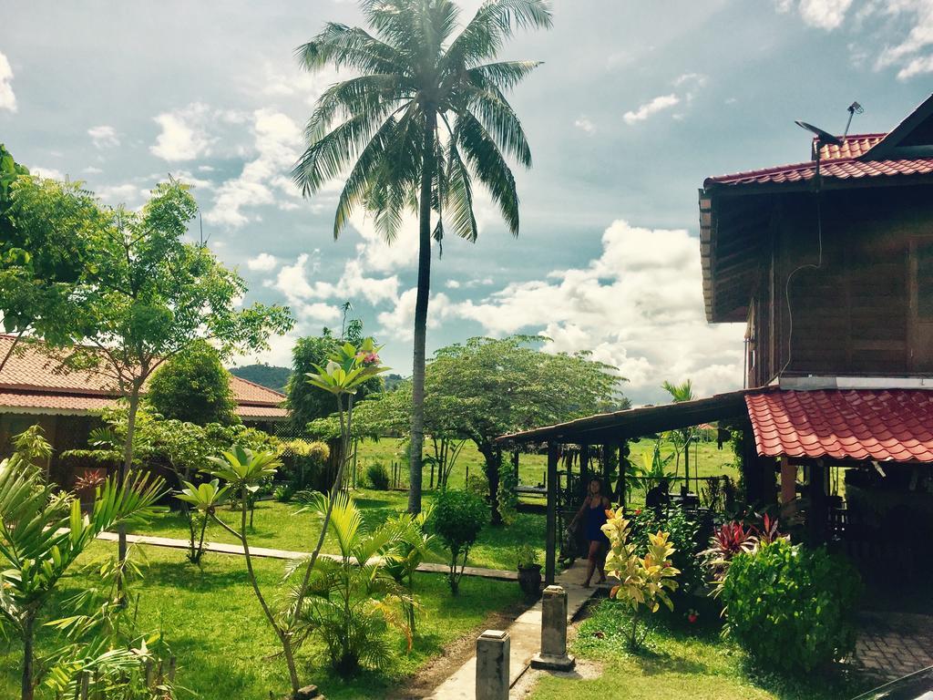 Soluna Guest House Pantai Cenang  Eksteriør billede