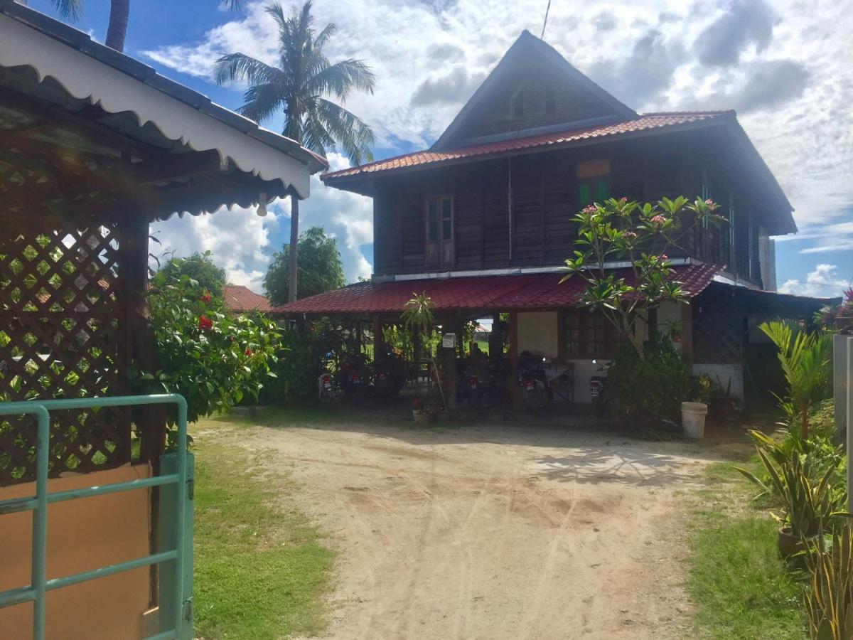 Soluna Guest House Pantai Cenang  Eksteriør billede