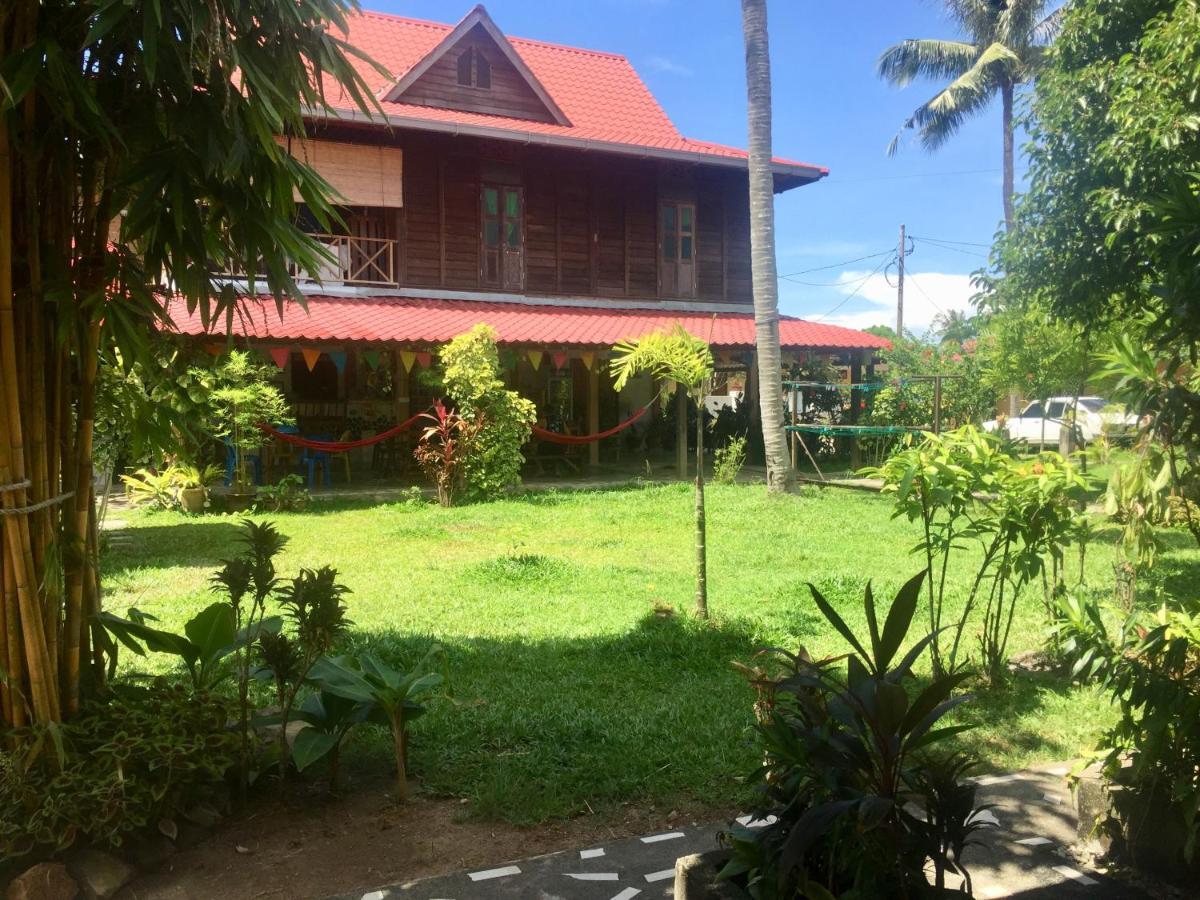 Soluna Guest House Pantai Cenang  Eksteriør billede